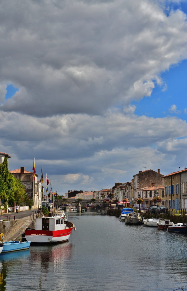 Port de Plaisance - Marans