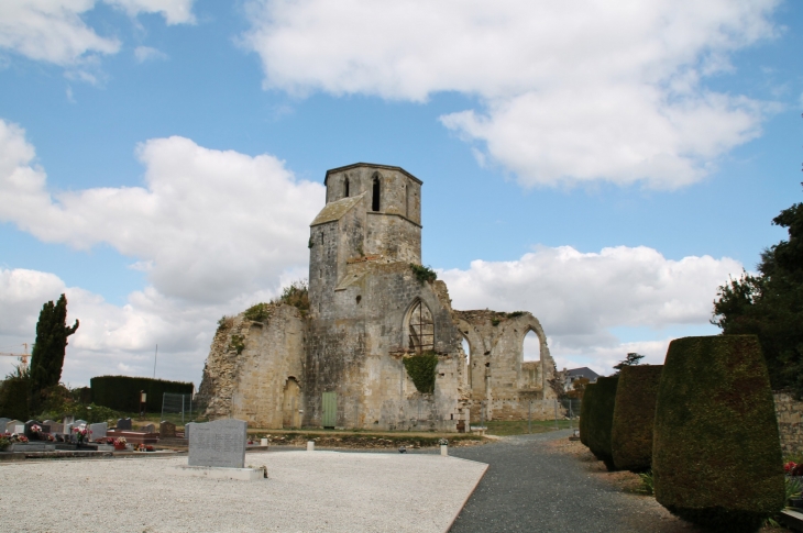 Ruines de l'église Saint-Etienne - Marans