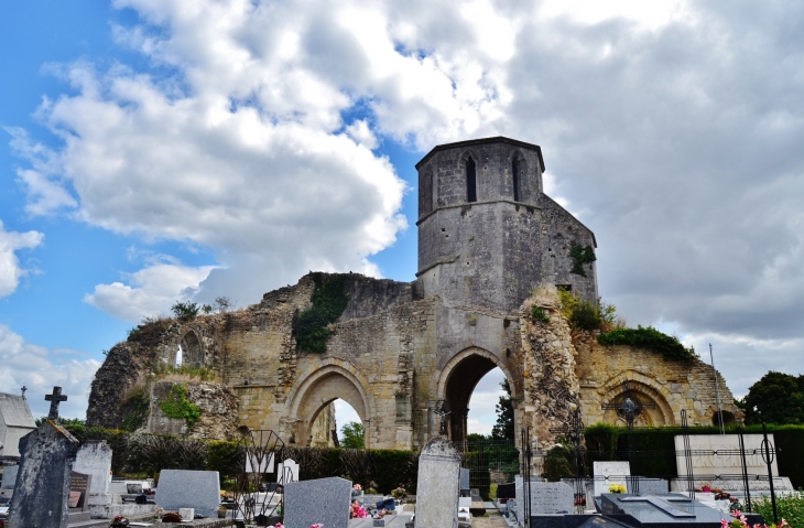 Ruines de l'église Saint-Etienne - Marans