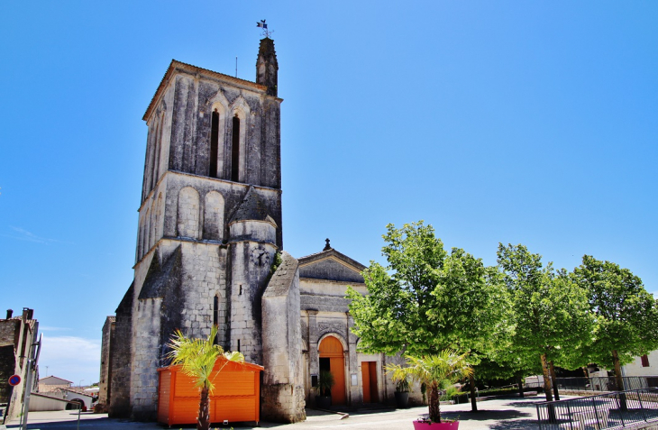 +-égliose Saint-Saturnin - Meschers-sur-Gironde