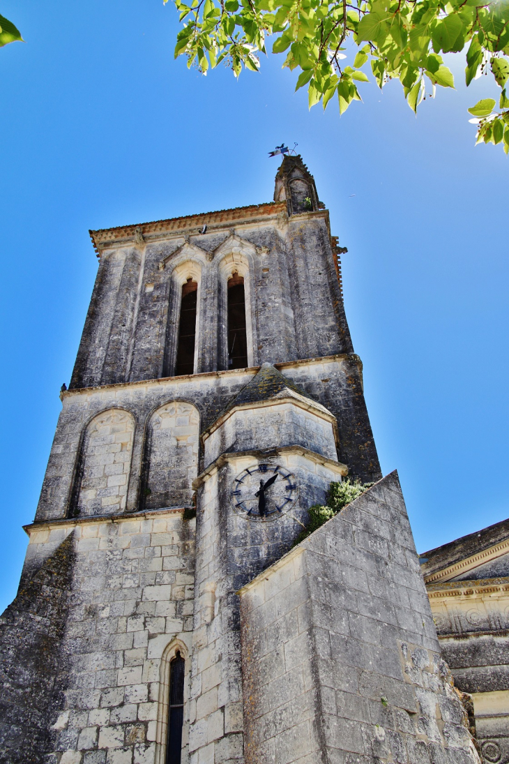 +-égliose Saint-Saturnin - Meschers-sur-Gironde