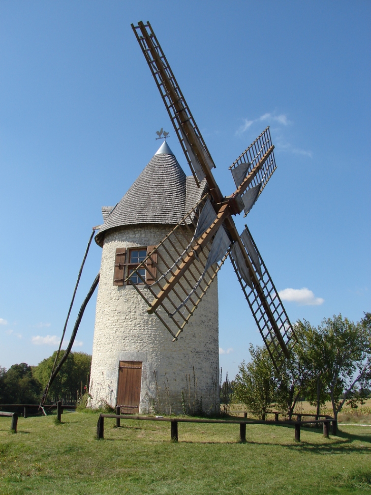 Le moulin à vent - Meux