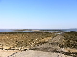  - Port-des-Barques