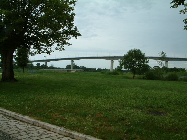 Rochefort - le nouveau viaduc routier