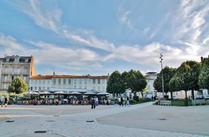 Place Colbert - Rochefort