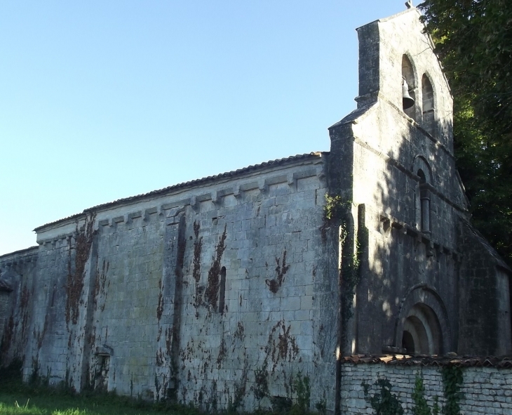 Eglise de Romazieres.  - Romazières
