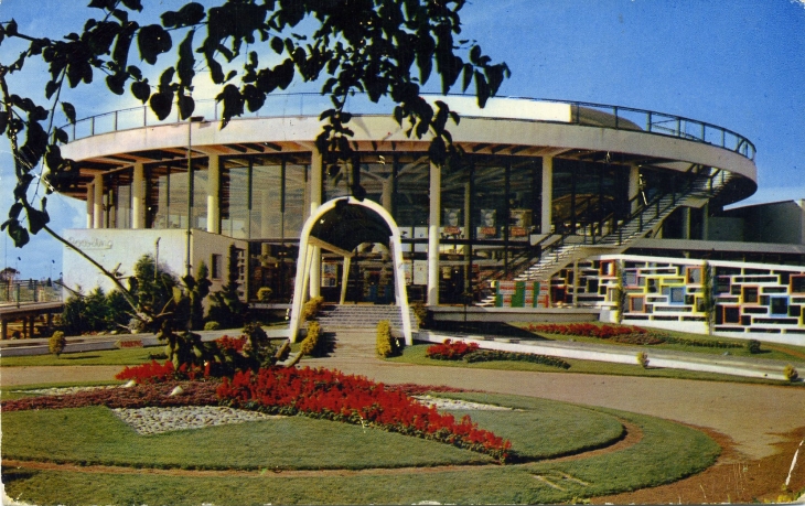 La Rotonde du Casino (carte postale de 1980) - Royan