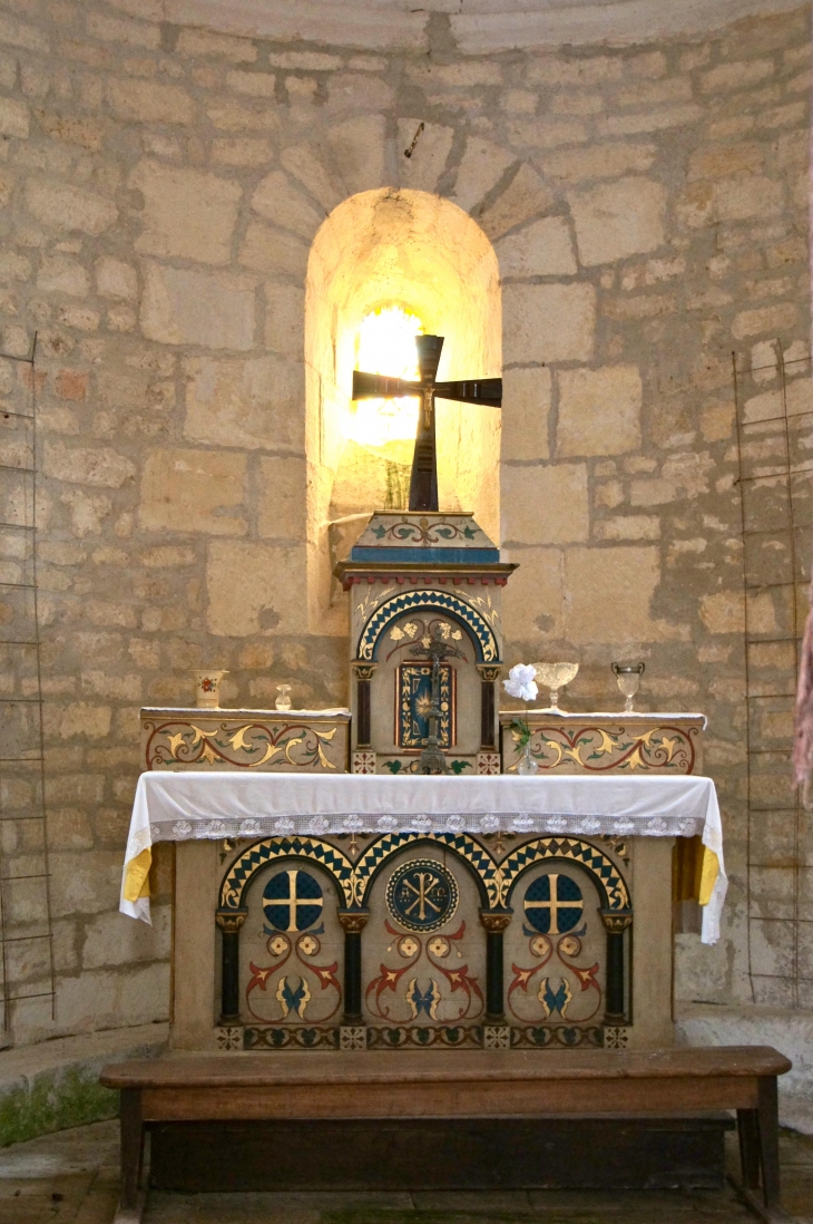 L-autel-de-l-eglise-saint-pierre d'antignac. - Saint-Georges-Antignac