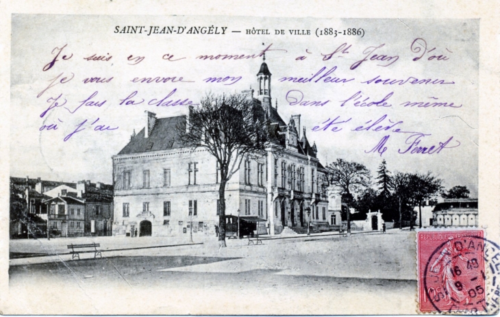 Hotel de Ville (1883-1886), vers 1905 (carte postale ancienne). - Saint-Jean-d'Angély