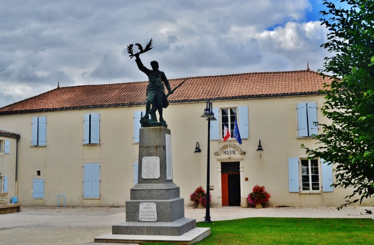 La Mairie - Saint-Jean-de-Liversay