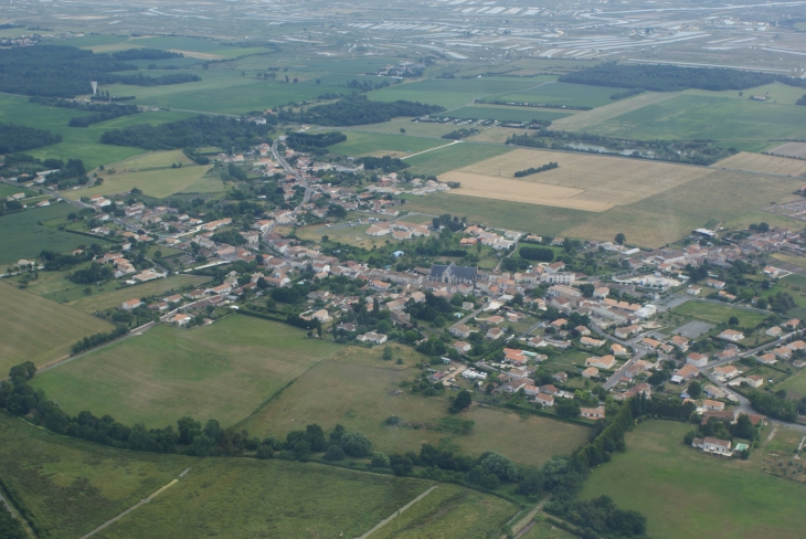 Vue aérienne de st just - Saint-Just-Luzac