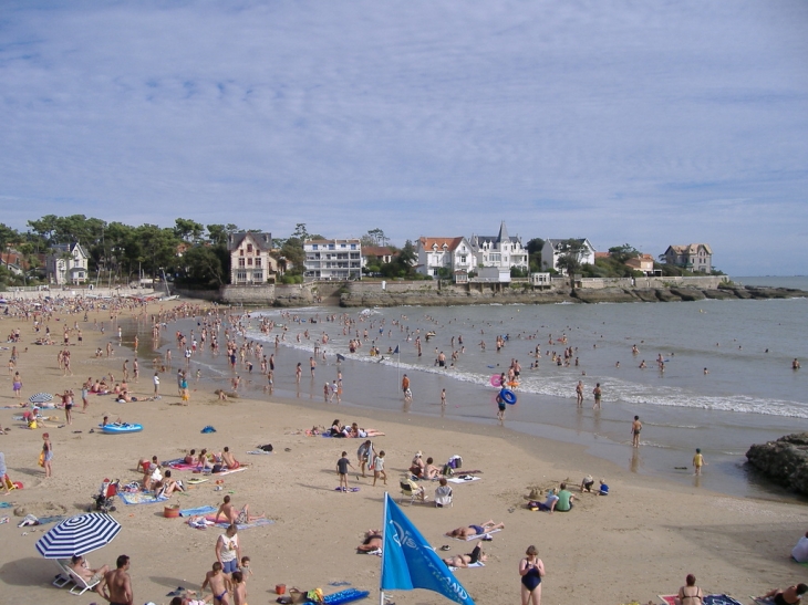 Plage de St Palais et belles maisons - Saint-Palais-sur-Mer