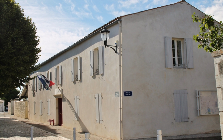 La Mairie - Saint-Rogatien