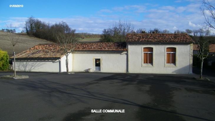 SALLE COMMUNALE - Sousmoulins