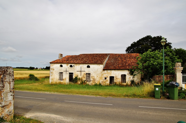 La Commune - Thézac