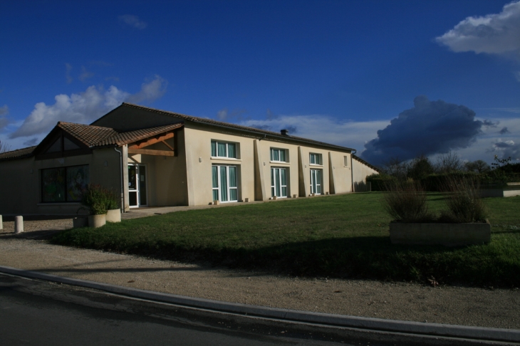 Salle polyvalente de tugeras st maurice - Tugéras-Saint-Maurice