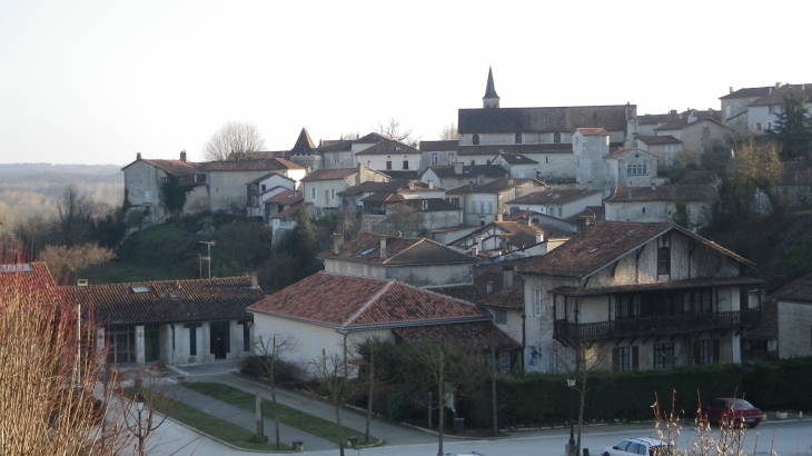 Aubeterre sur Dronne. - Aubeterre-sur-Dronne