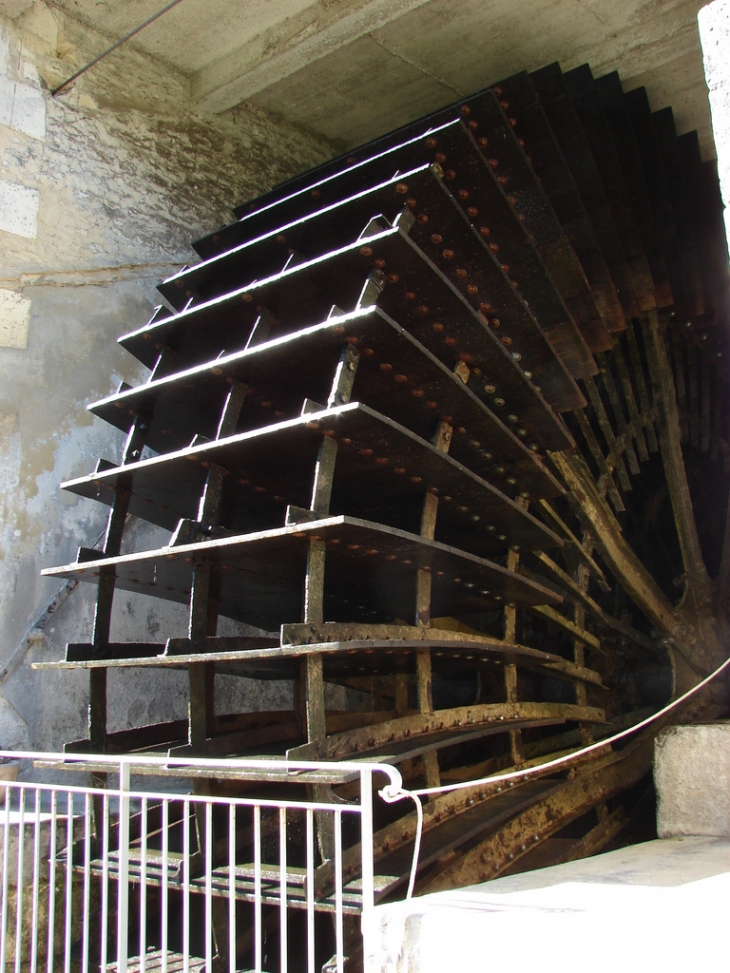 Roue du moulin de BAYERS