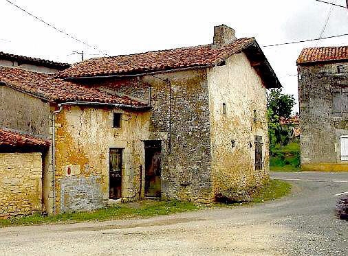 Village de Chavagnac, près de Cellefrouin