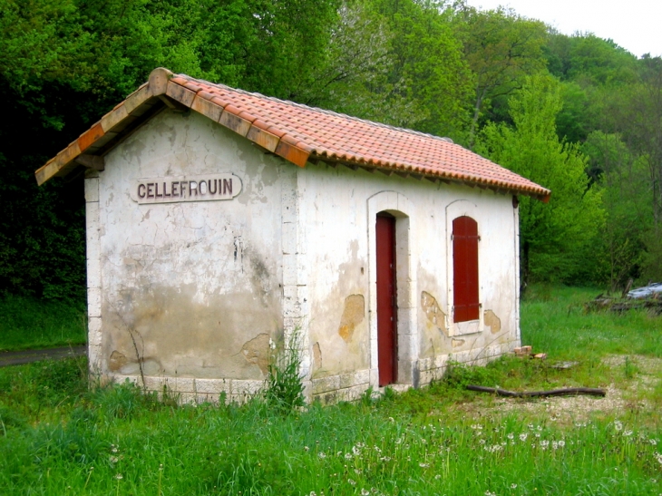 Ancienne gare de chemin de fer - Cellefrouin