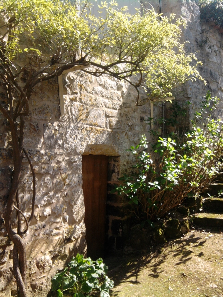 Village Pittoresque de Cellefrouin