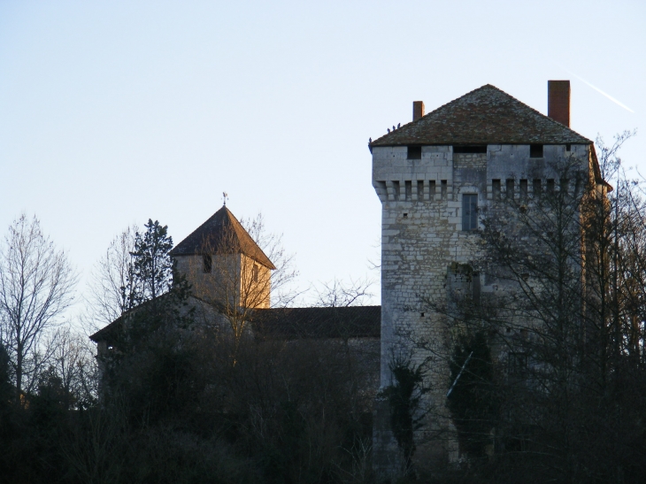 La tour et l'eglise des pins - Les Pins