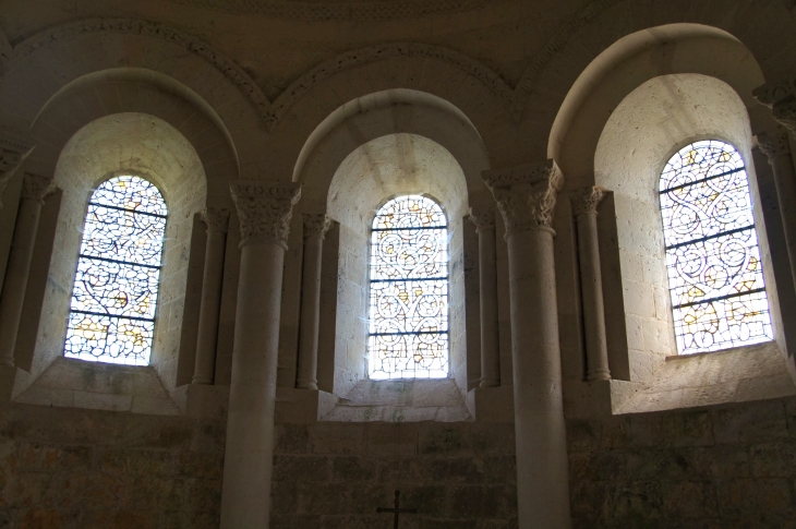 Vitraux du chevet : église Notre Dame de Lanville. - Marcillac-Lanville