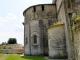 Photo précédente de Marcillac-Lanville Le chevet de l'église fortifiée du prieuré de Lanville.