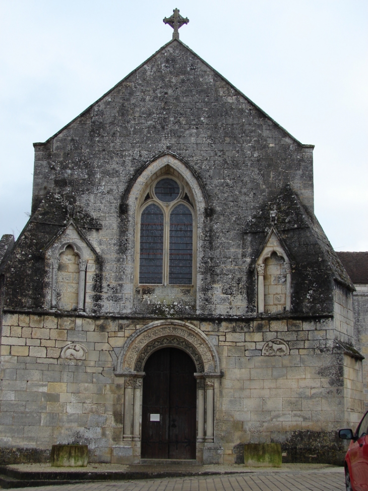 église Saint Hilaire - Mouthiers-sur-Boëme