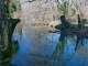 Le Son-Sonnette traverse la commune d'est en ouest et passe au pied du bourg, avant de se jeter dans la Charente qui  fait la limite occidentale de la commune et qui est donc sur la rive gauche du fleuve.