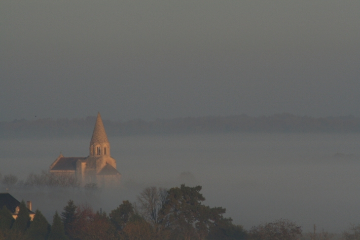 Plassac dan la brume - Plassac-Rouffiac