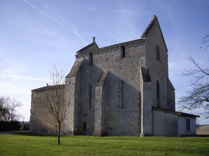 Eglise de St Aulais. - Saint-Aulais-la-Chapelle