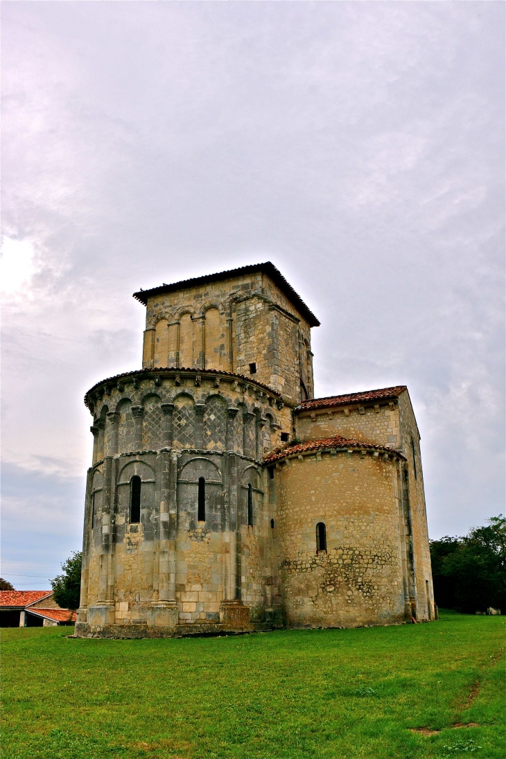 L'église Saint Jacques de Conzac - Saint-Aulais-la-Chapelle