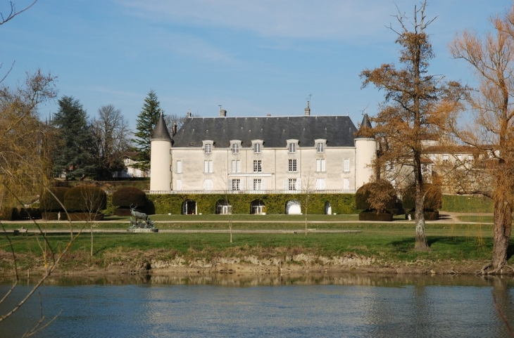 Le chateau - Saint-Brice