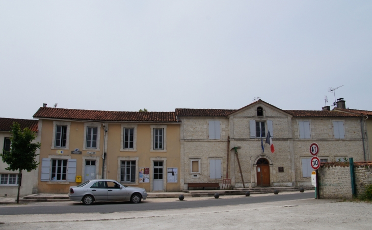 La Mairie. - Saint-Fraigne