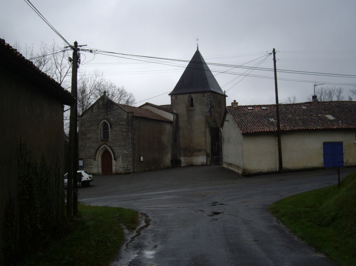 L'église. - Touvérac