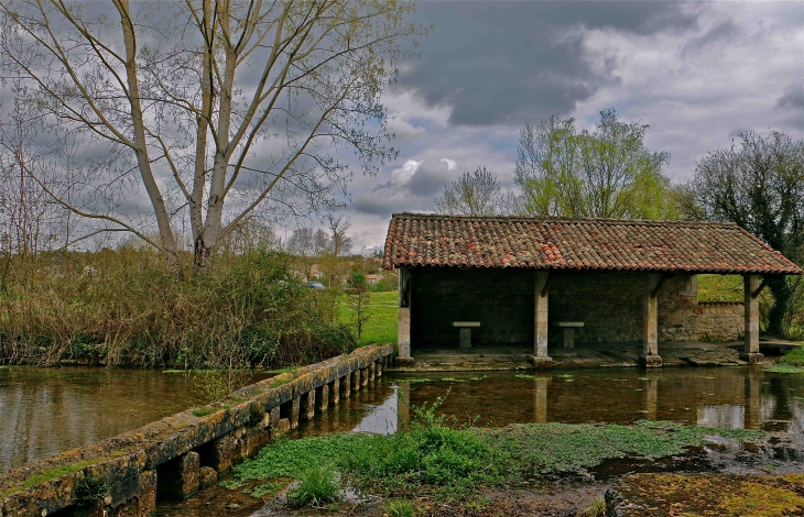 Le Lavoir de la Lèche - Touvre