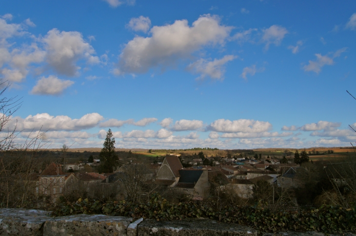 Vue sur la ville. - Verteuil-sur-Charente