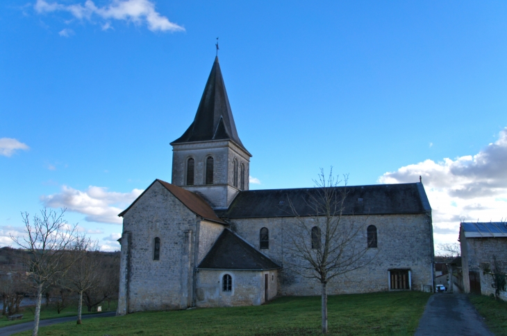 Façade nord de l'église Saint-Médard. - Verteuil-sur-Charente