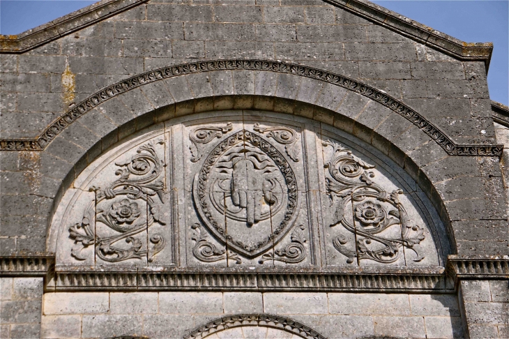 Eglise Saint Romain - Villebois-Lavalette