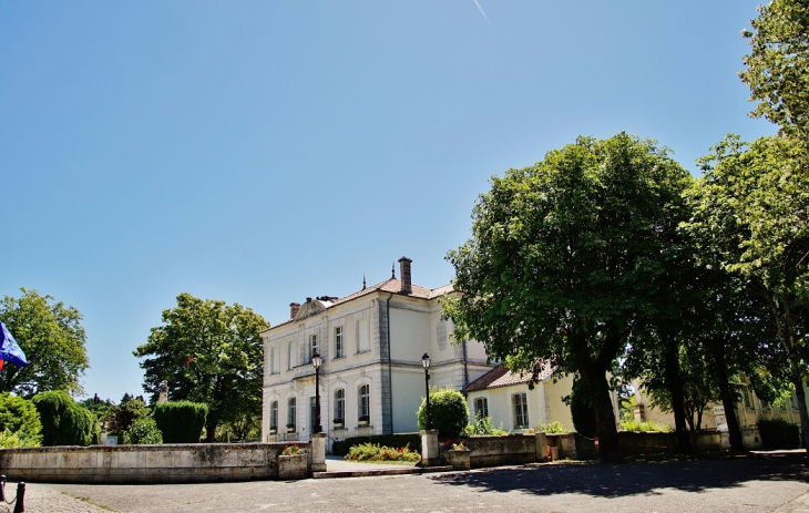 La Mairie - Villebois-Lavalette