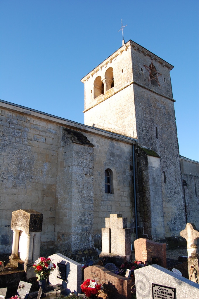 Eglise St Pierre - Aiffres