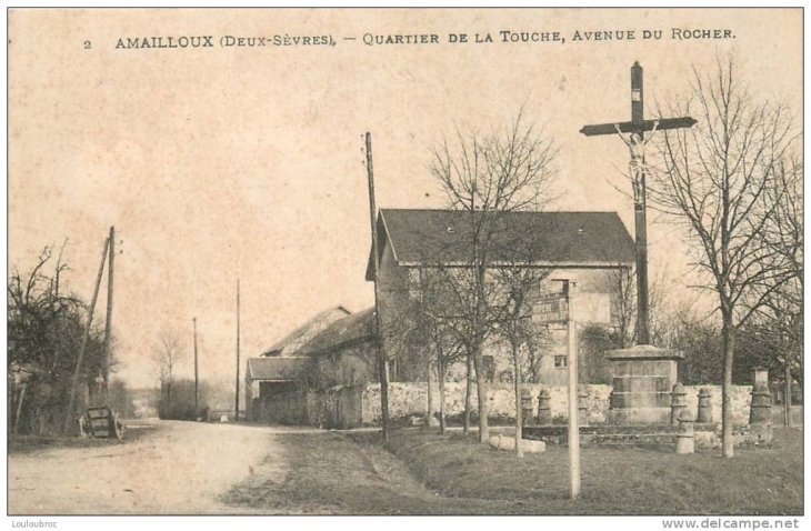 Amailloux quartier de la Touche , calvaire et plaque de cocher 