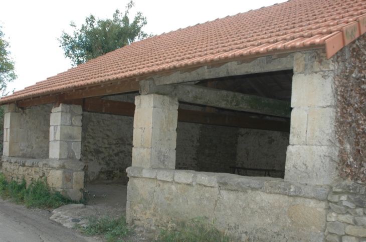 Lavoir à CIVRAIS - Cherveux