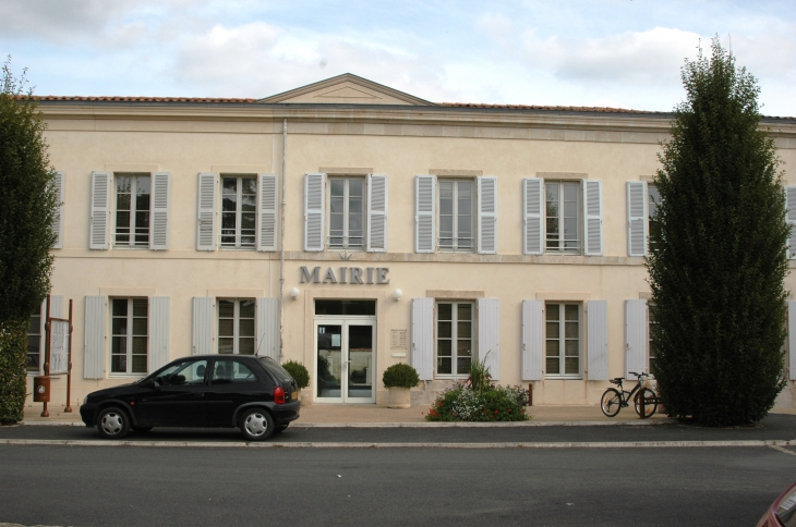 La Mairie  - Échiré