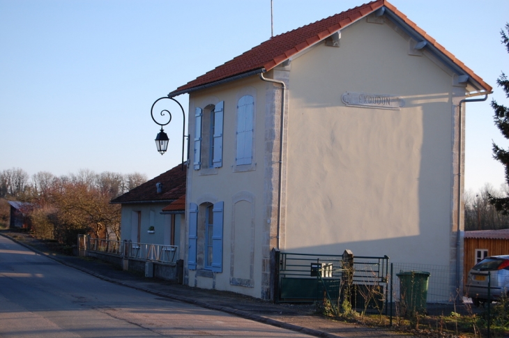 Ancienne gare du Tram - Exoudun