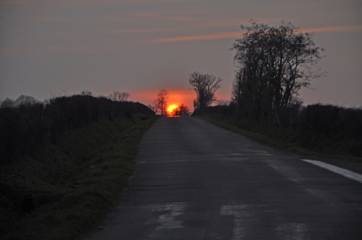 GOURGE SUR LA ROUTE DE LAGEON - Gourgé