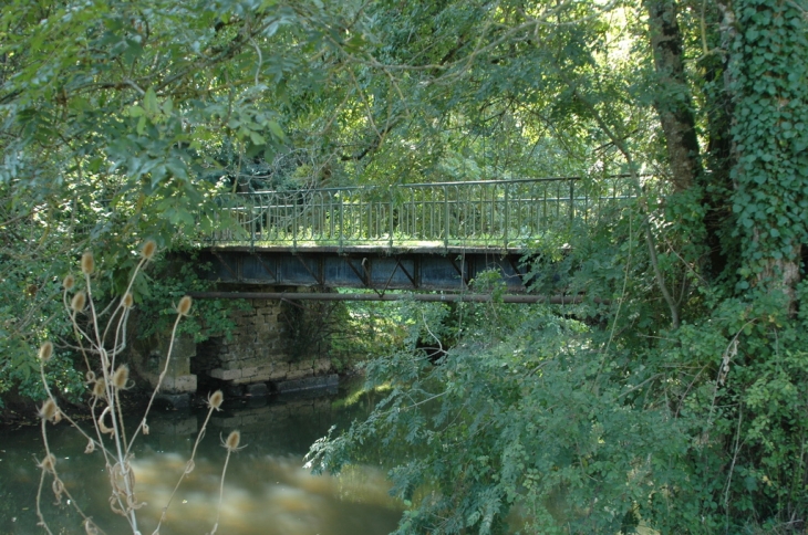 Pont de Mellet - La Crèche