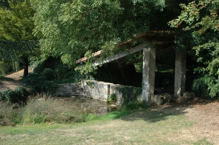 Lavoir de Creuse - La Crèche