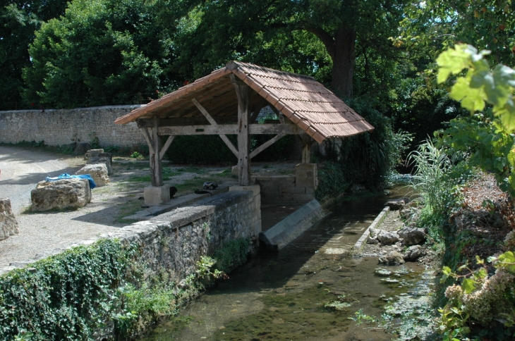 Lavoir de la Chamoiserie - La Mothe-Saint-Héray